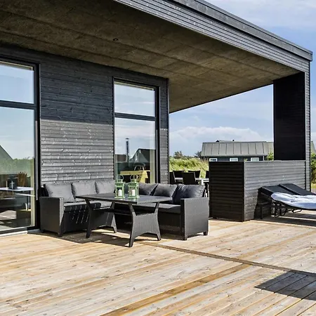 Lyder - 400m From The Sea By Interhome Lokken